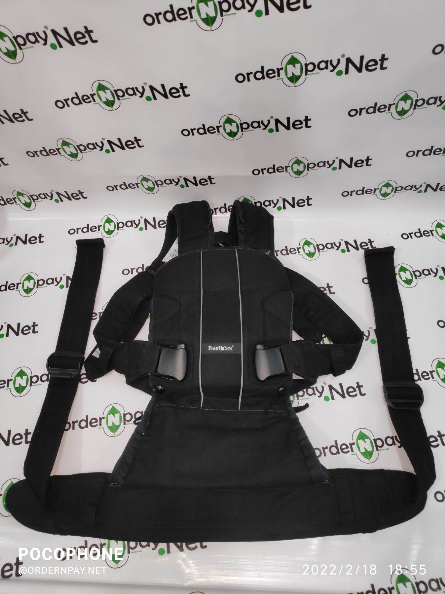 Preloved BabyBjorn Baby Carrier ONE Air - Black cotton