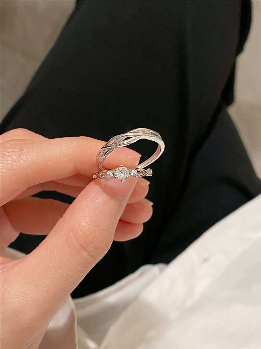 Couple's Ring Set Pure Silver Unique Design Engraved Valentine's Day Gift for Girlfriend Korean Style Fashion Jewelry Accessories Harga  368 Ringgit*Penghantaran Percuma