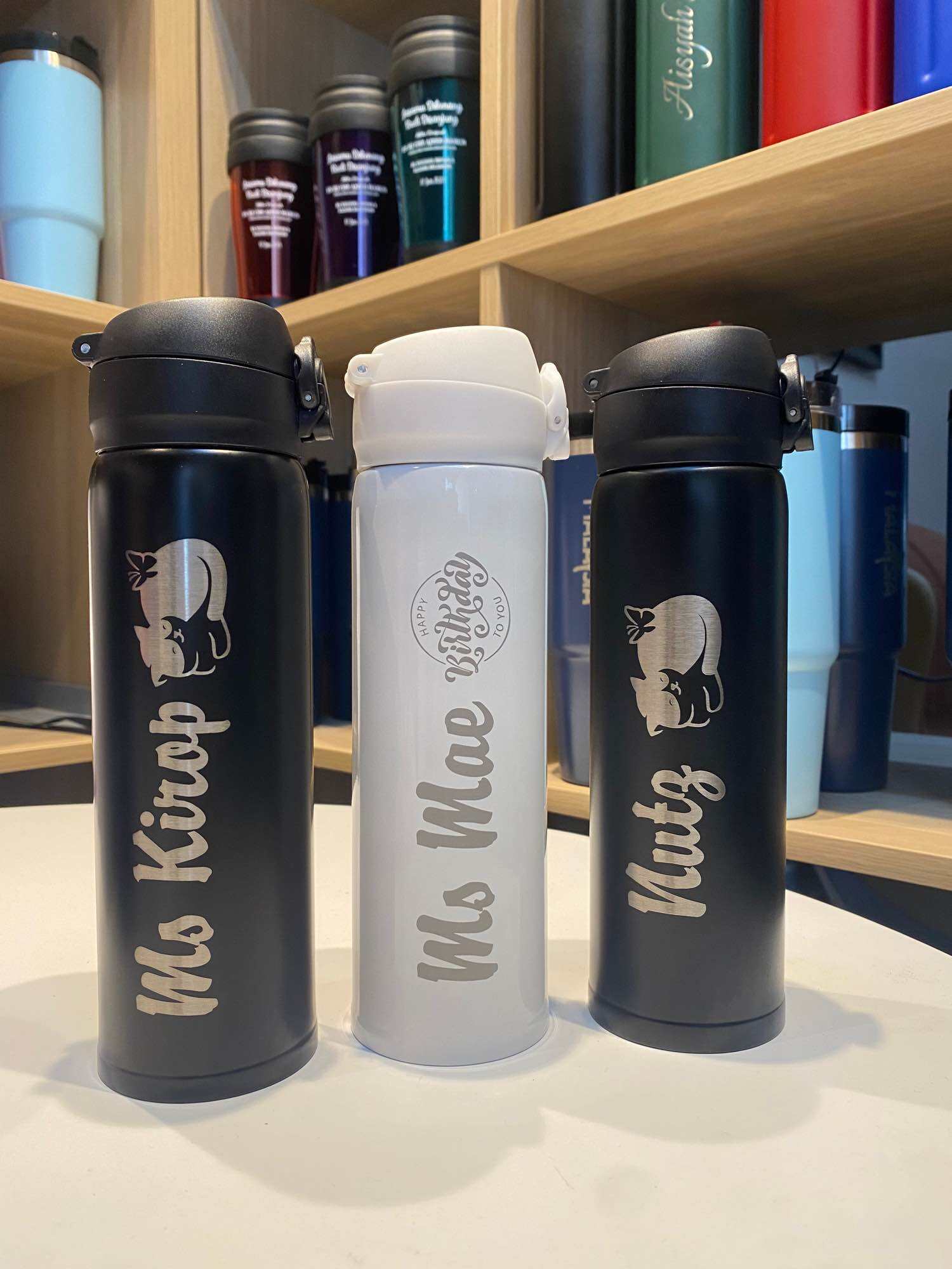 Laser engraving] [customized gift] birthday English name Zojirushi thermos  mug thermos bottle 058 - Shop PIXO.STYLE Vacuum Flasks - Pinkoi