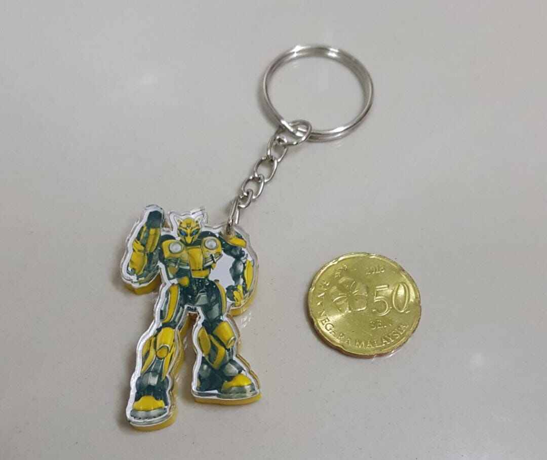transformers keychain 2D  bumblebee bumble  transformer. 