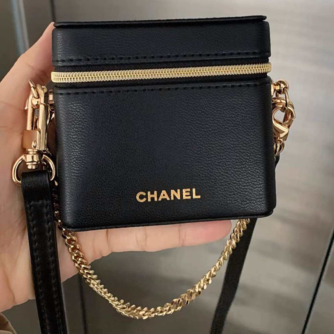 Rosie's Gifts - Chanel VIP Gift Multi-Pochette that can