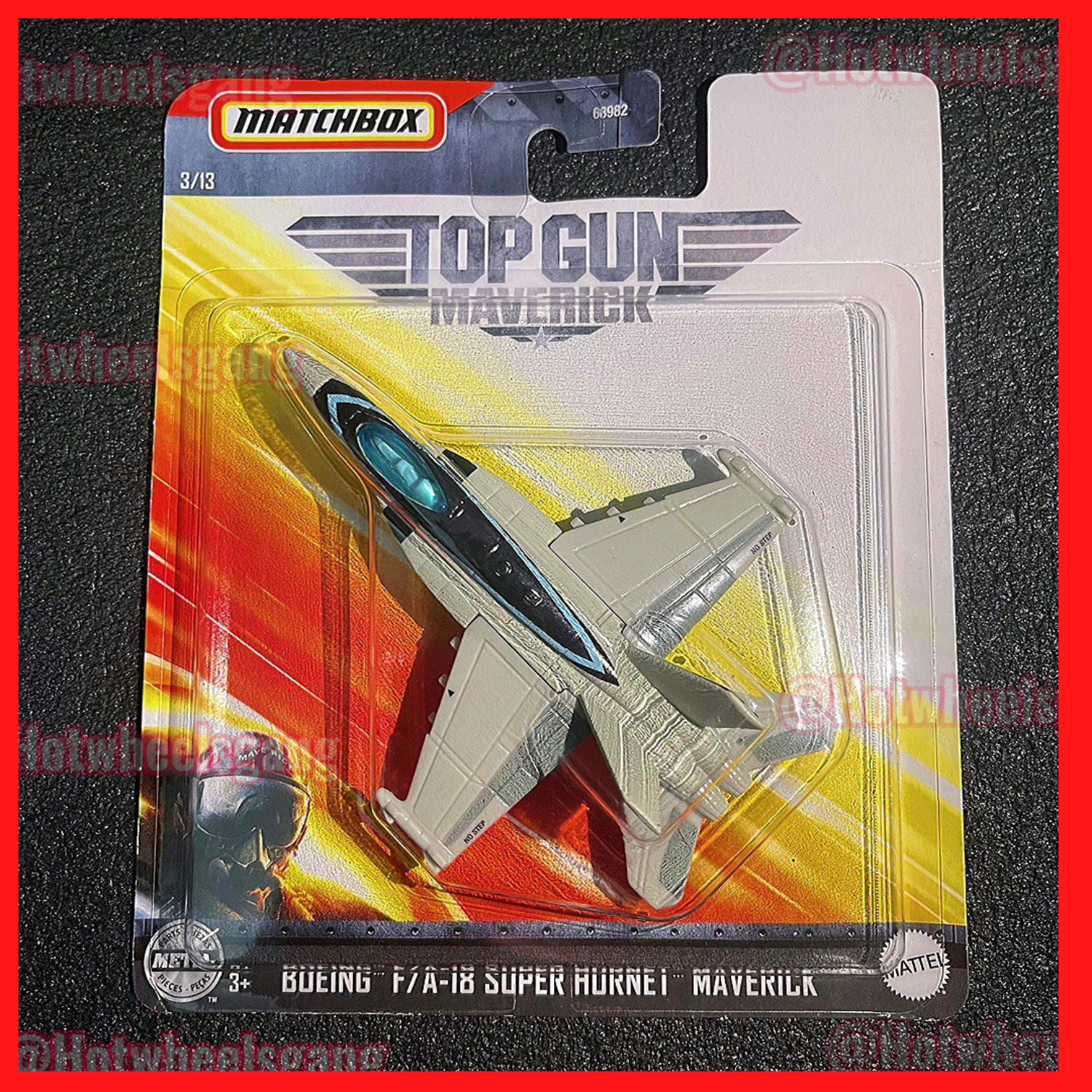 Matchbox Top Gun Maverick - FA/-18 Super Hornet Hangman and Darkstar Jet  1:64 Scale Diecast Airplanes Pack of 2: Buy Online at Best Price in UAE 