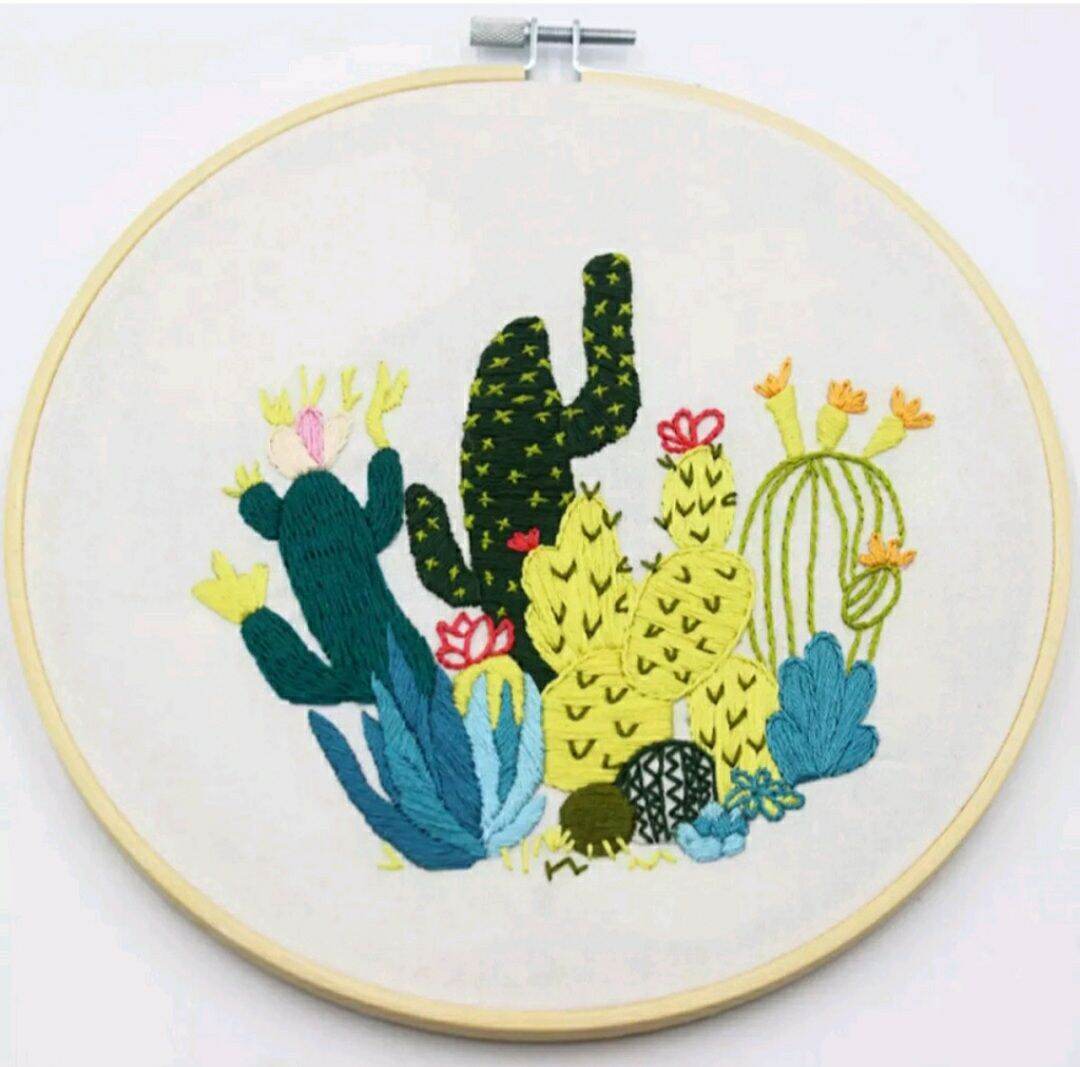 Ready Stock Handmade Embroidery Flower Cactus Material Pack Kit Sewing Set (with hoop)
