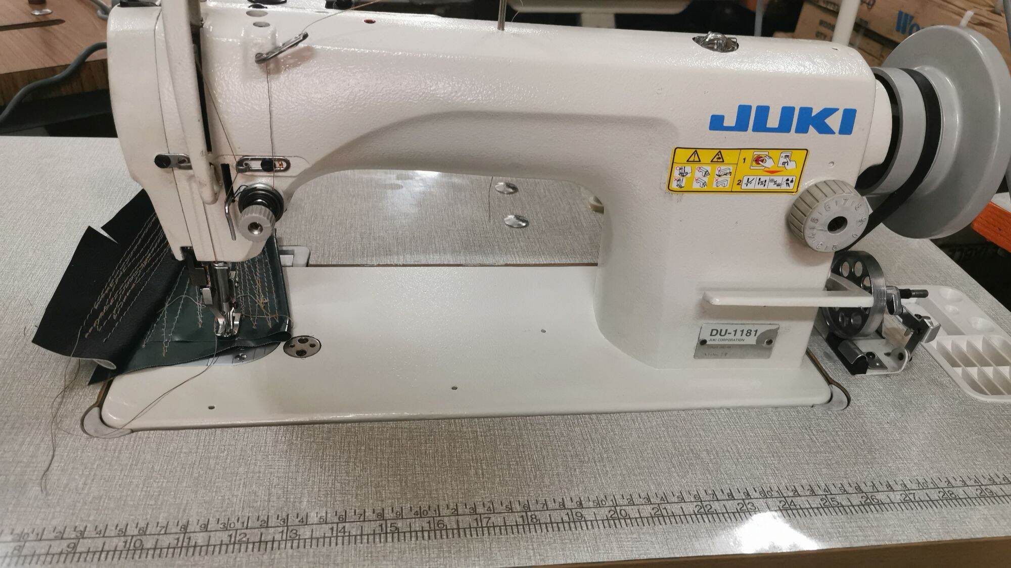 Used juki DU-1181 leather Walking Foot sewing machine (Servo Motor 750W ...