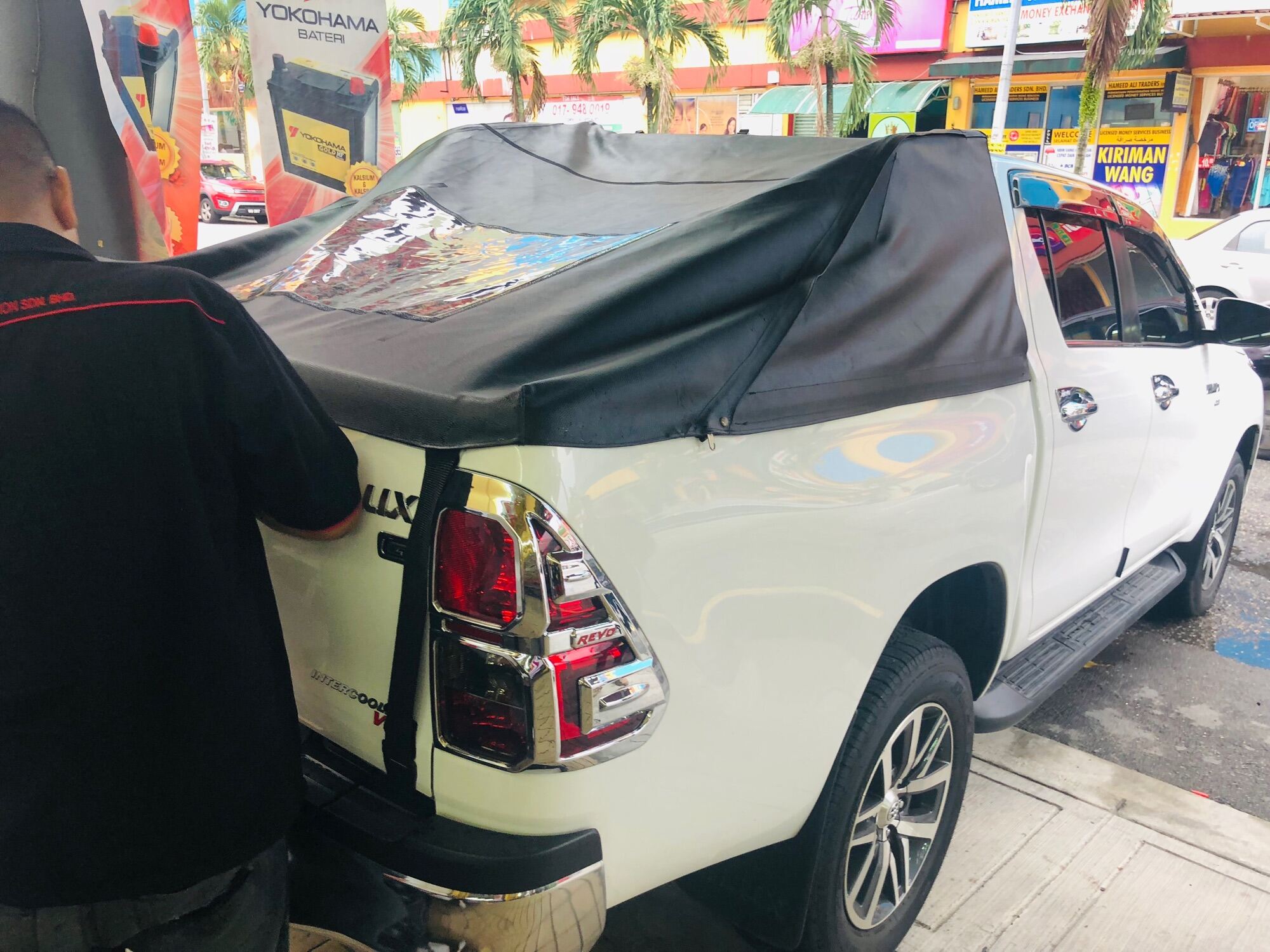 Hilux canvas deals cover