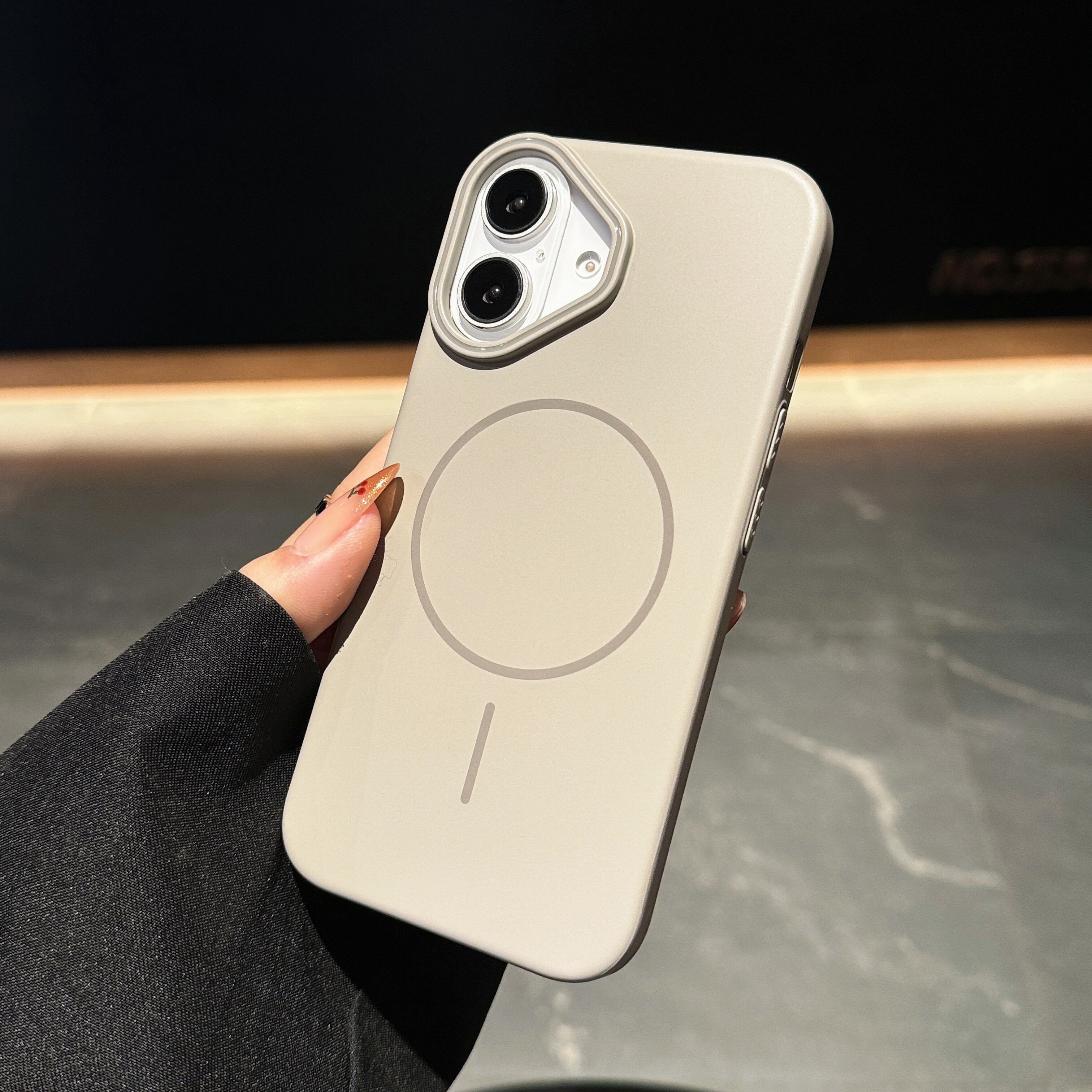 Magnetic Wireless Charging Magsafe Case For Iphone Series_voghion.com