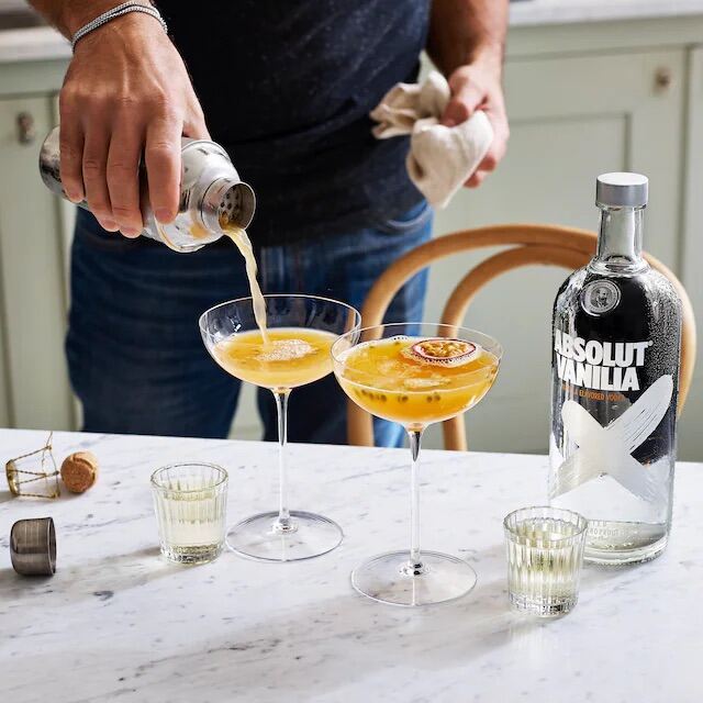 Absolut Vanilla Vodka 750 ml - Applejack