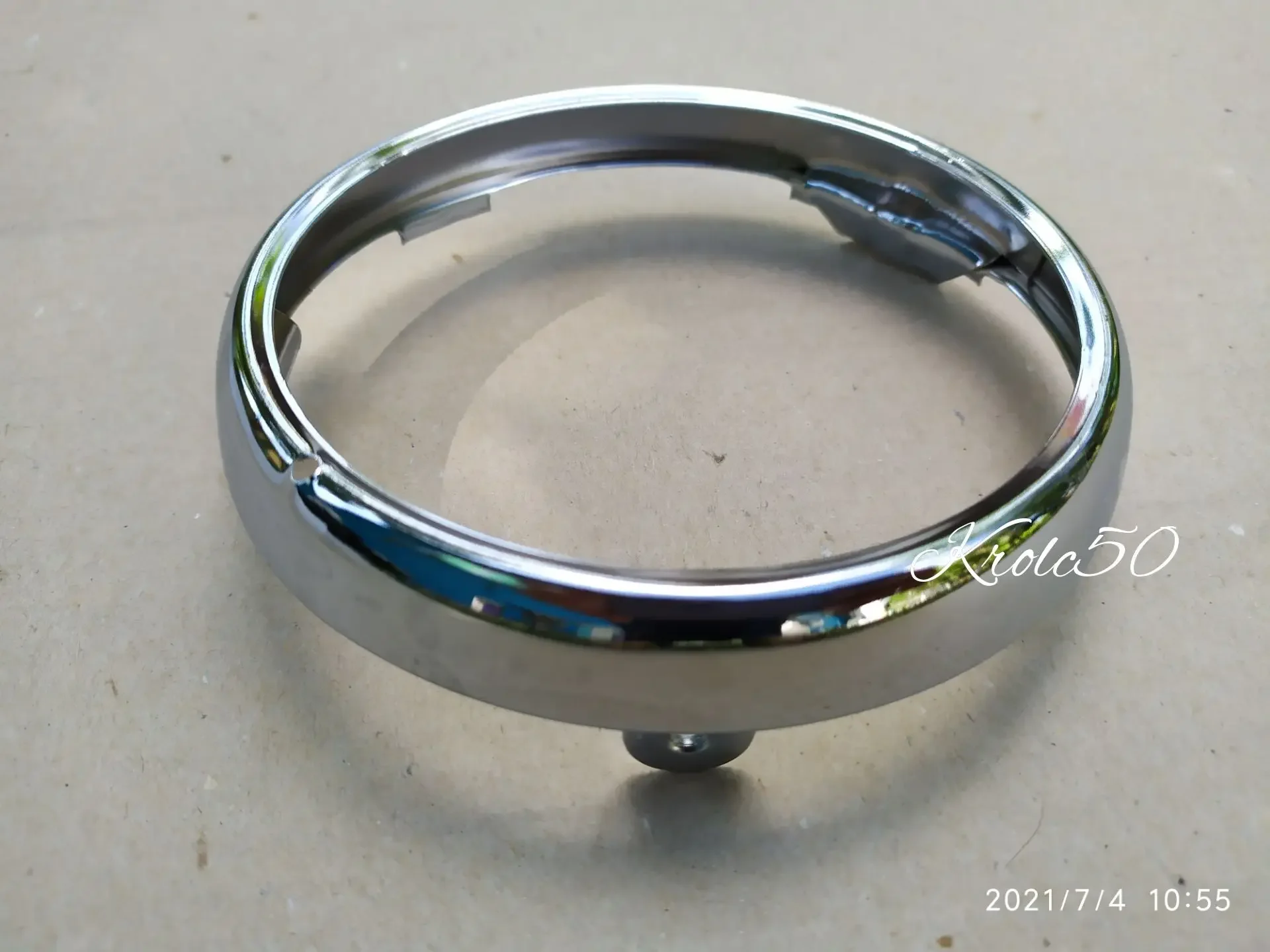 [Best Buy] Headlamp Ring Crome Honda c70 / c70z / c65