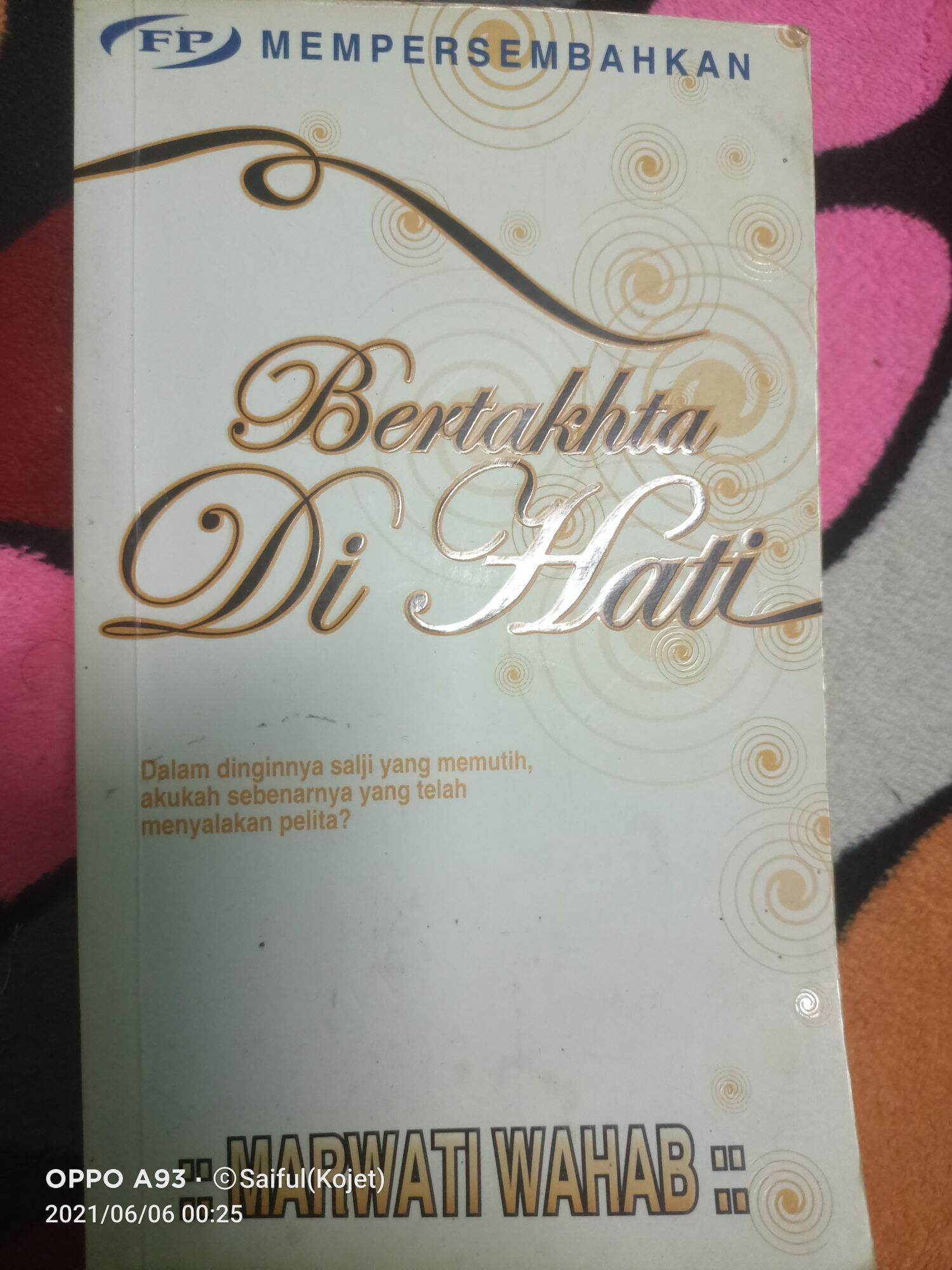 Novel Bundle Bertakhta Di Hati Lazada