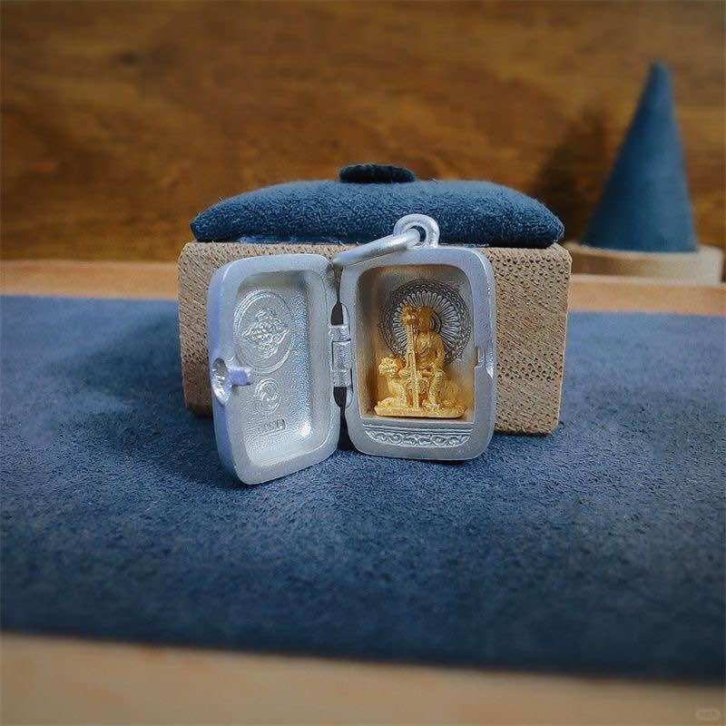 Buddha statue silver-plated Gawu box Ksitigarbha Bodhisattva small Buddha statue黄铜镀银嘎乌盒地藏王菩萨迷你随身小佛像可打开挂坠镀金吊坠项链