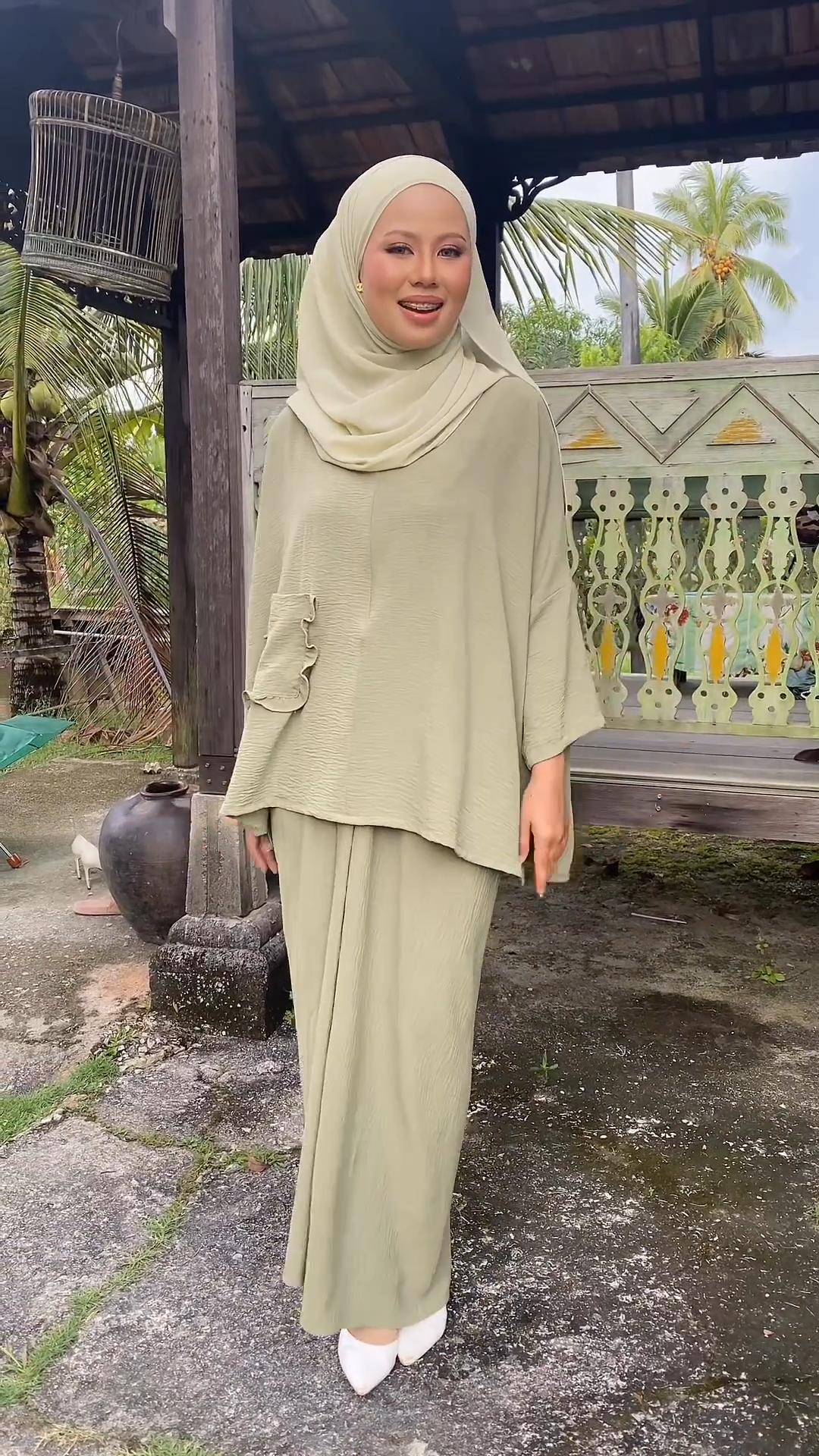 Hanan Kaftan instant pario  by Haurabelle raya 2023 available size S-XXL