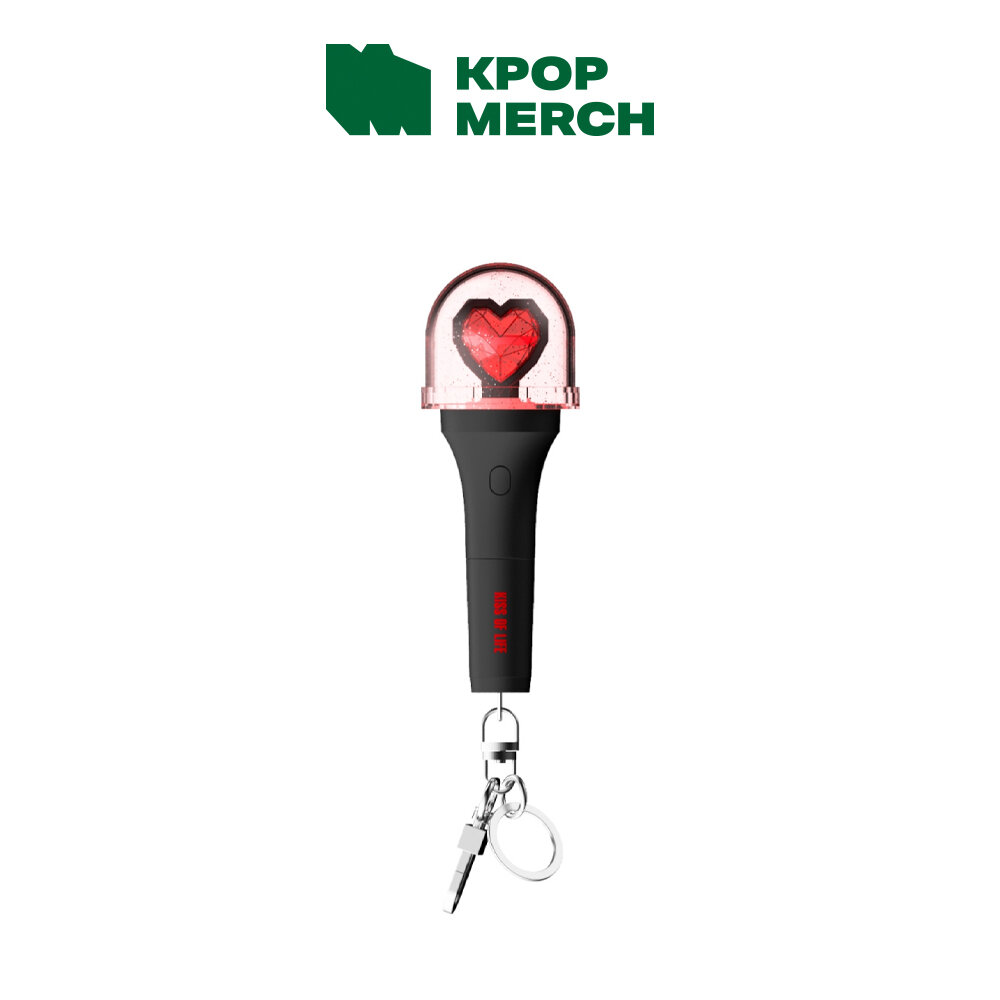 KISS OF LIFE - Official Mini Light Keyring ราคา 1,040 บาท*ส่งฟรี