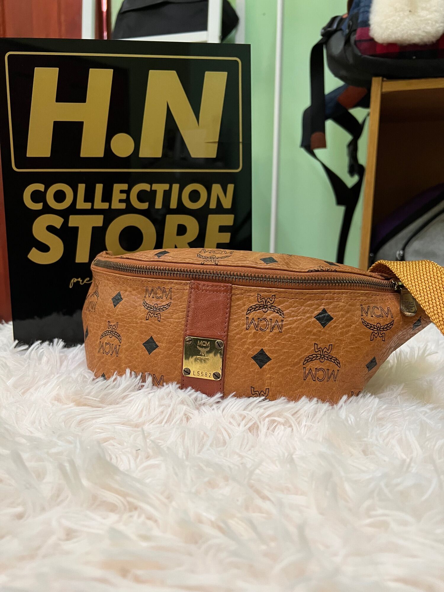 Bootleg mcm fanny clearance pack