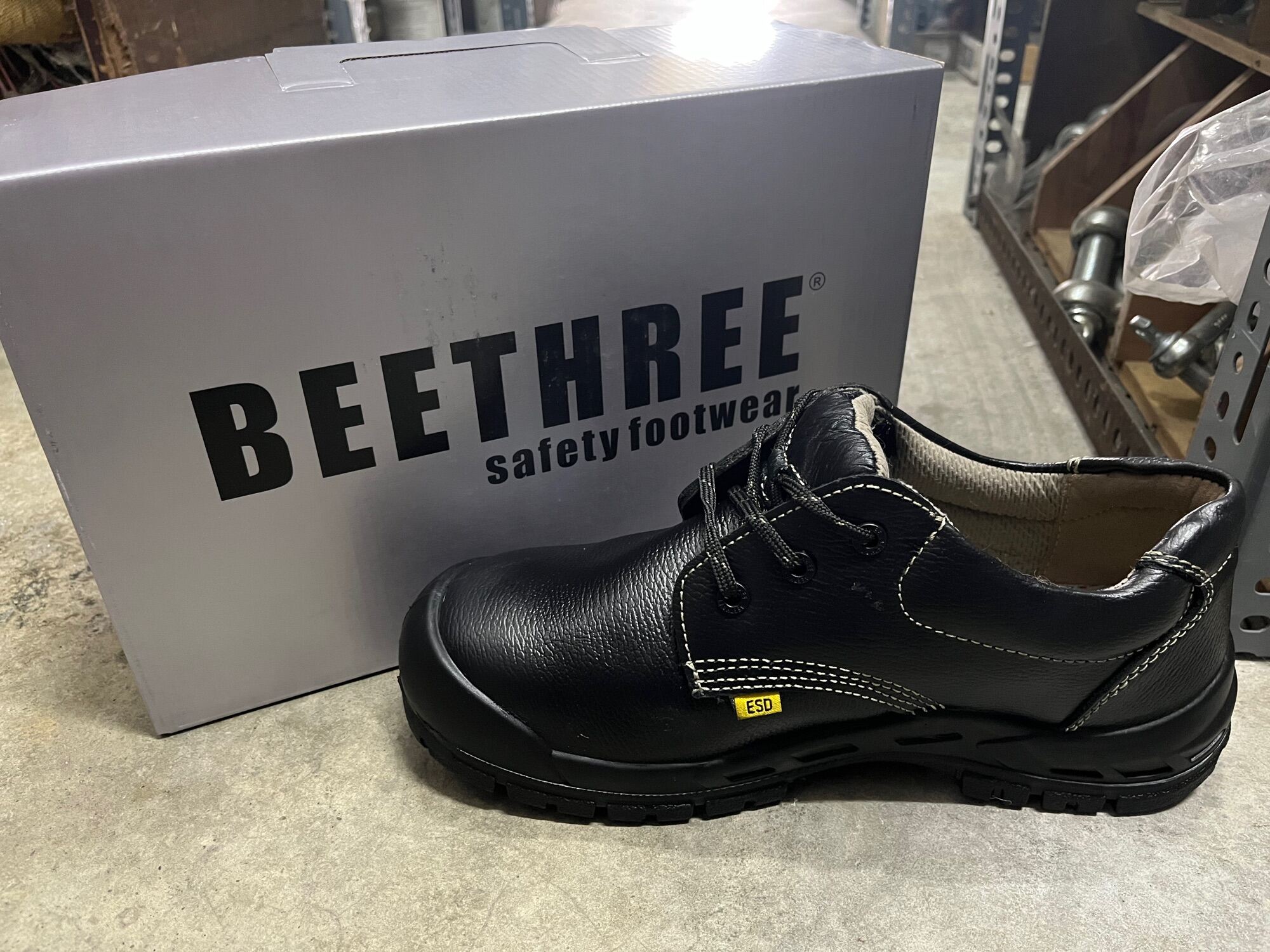 Ladies safety shoes size on sale 3