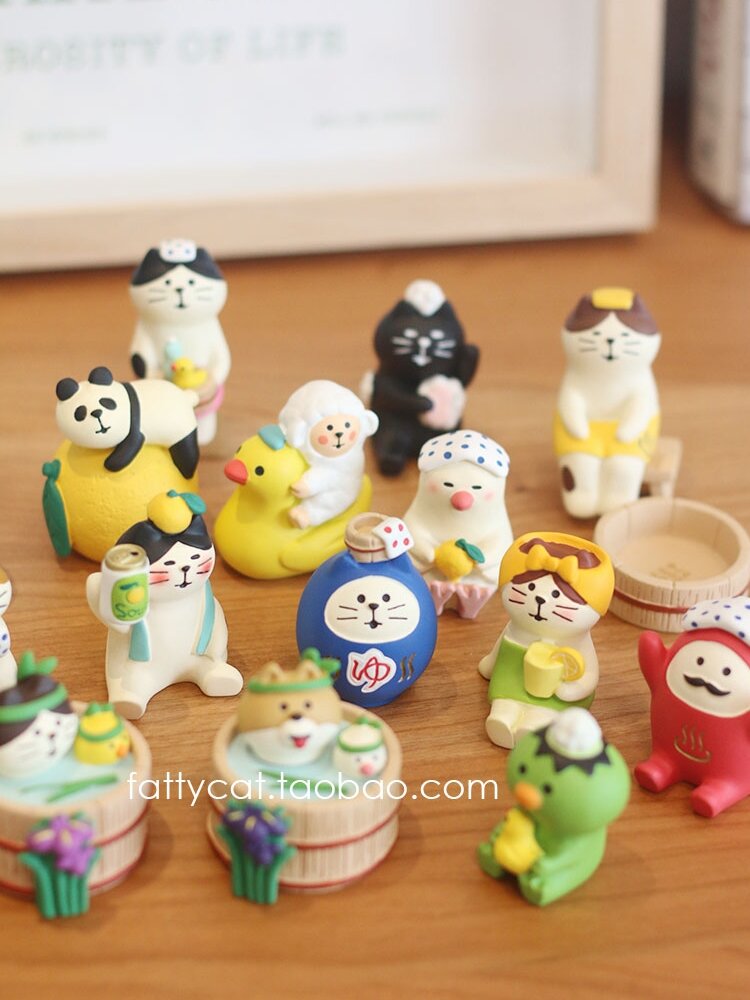 DeCole Bathing Cat Decorative Figurine River Spirit Dog Shiba Inu Micro Landscape Decoration Home Accessories Synthetic Resin Cartoon Animal Harga  47 Ringgit*Penghantaran Percuma