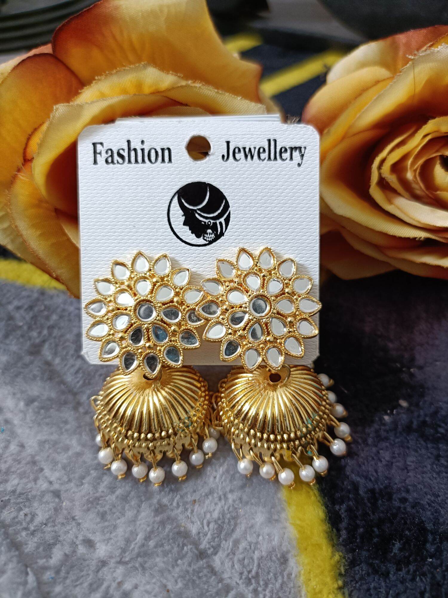 NEW ARRIVALINDIAN TRADISIONAL JHUMKA WITH GOLD BASED GLASS STONE FOR