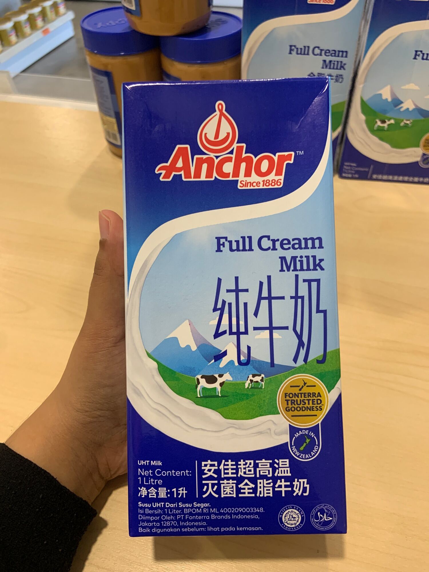 [Ready Stock] ANCHOR Full Cream Milk 1Litre Lazada