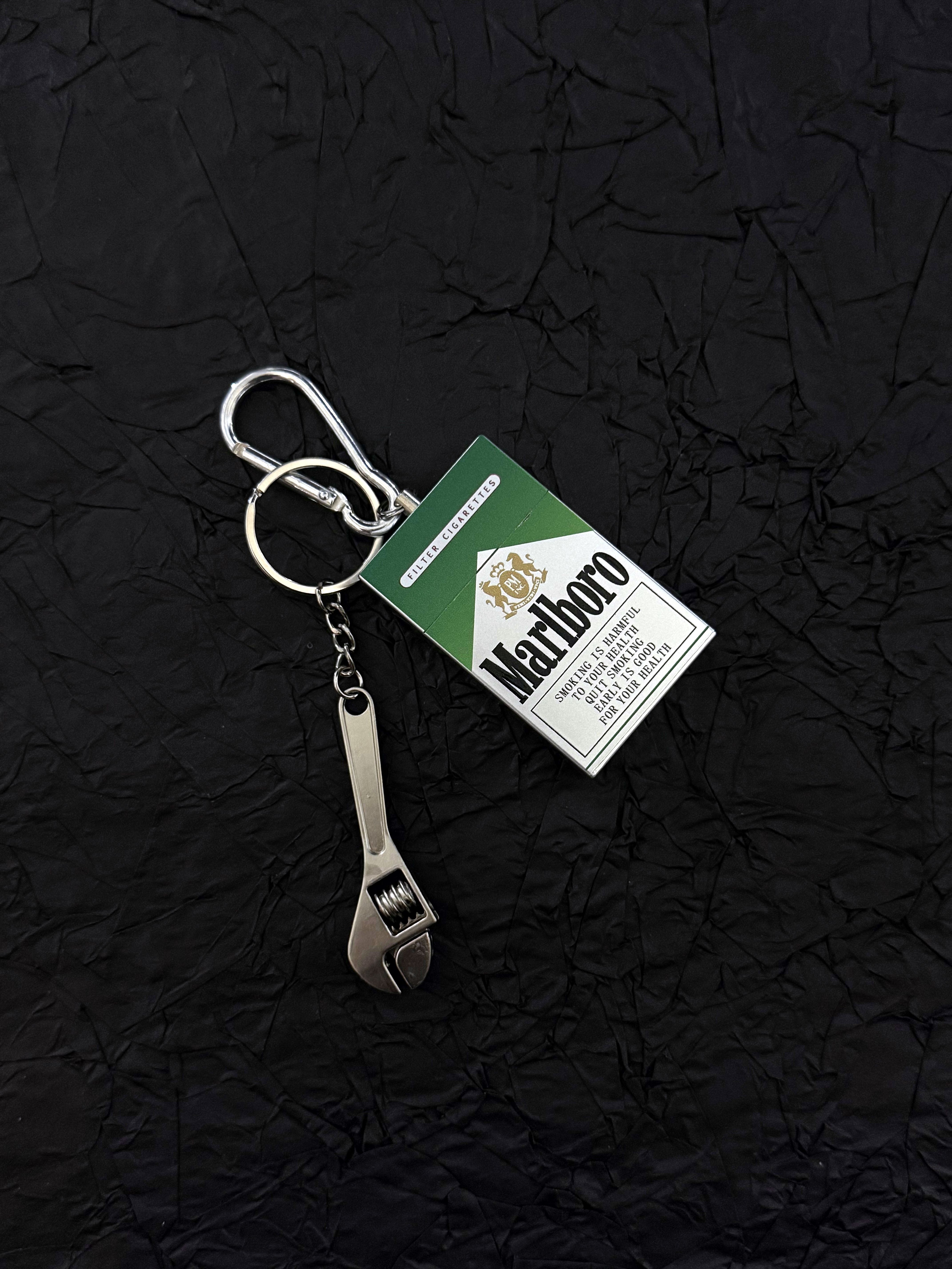 Portable Mini Ashtray Keychain Bag Pendant Smoking Accessory_voghion.com