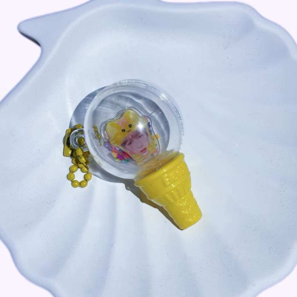 BTS Mini Shaker Light Stick Keychain | Cute Acrylic K-Pop Bag Charm | ARMY Gift