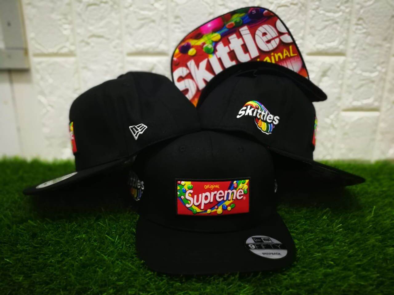 Supreme snapback outlet cap