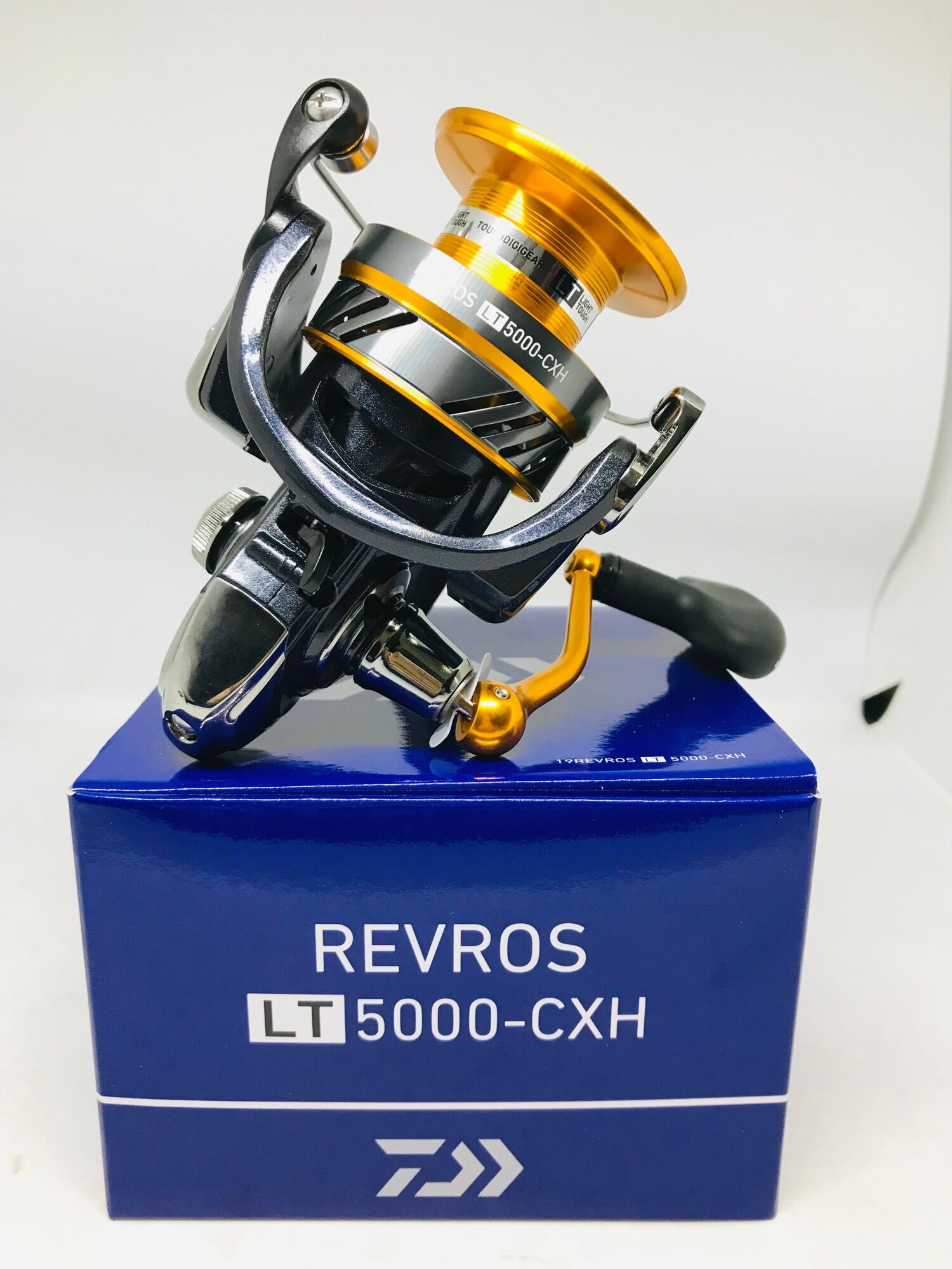 DAIWA REVROS LT 5000-CXH (6.2:1 Ratio 4 Bearing 12kg Drag