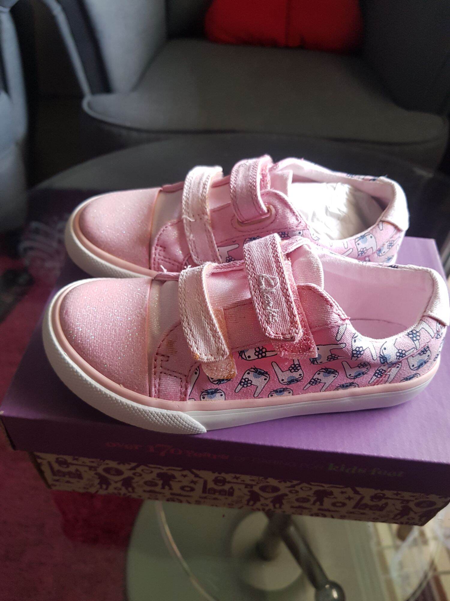 clarks girls shoes size 9