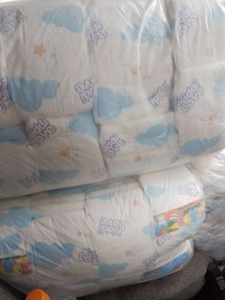 PEMPERS BABY TAPE GRED A (Random)