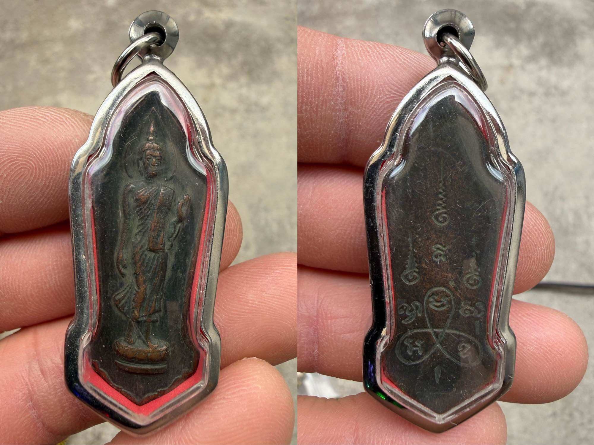 Phra Leela 行走佛（包好钢壳）