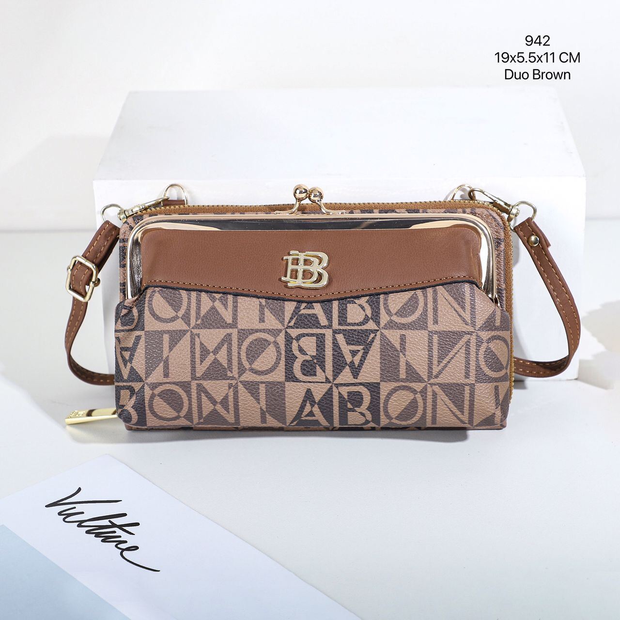 Preorder Bonia Monogram Bag OFFER RM 565! FREE POSTAGE SM