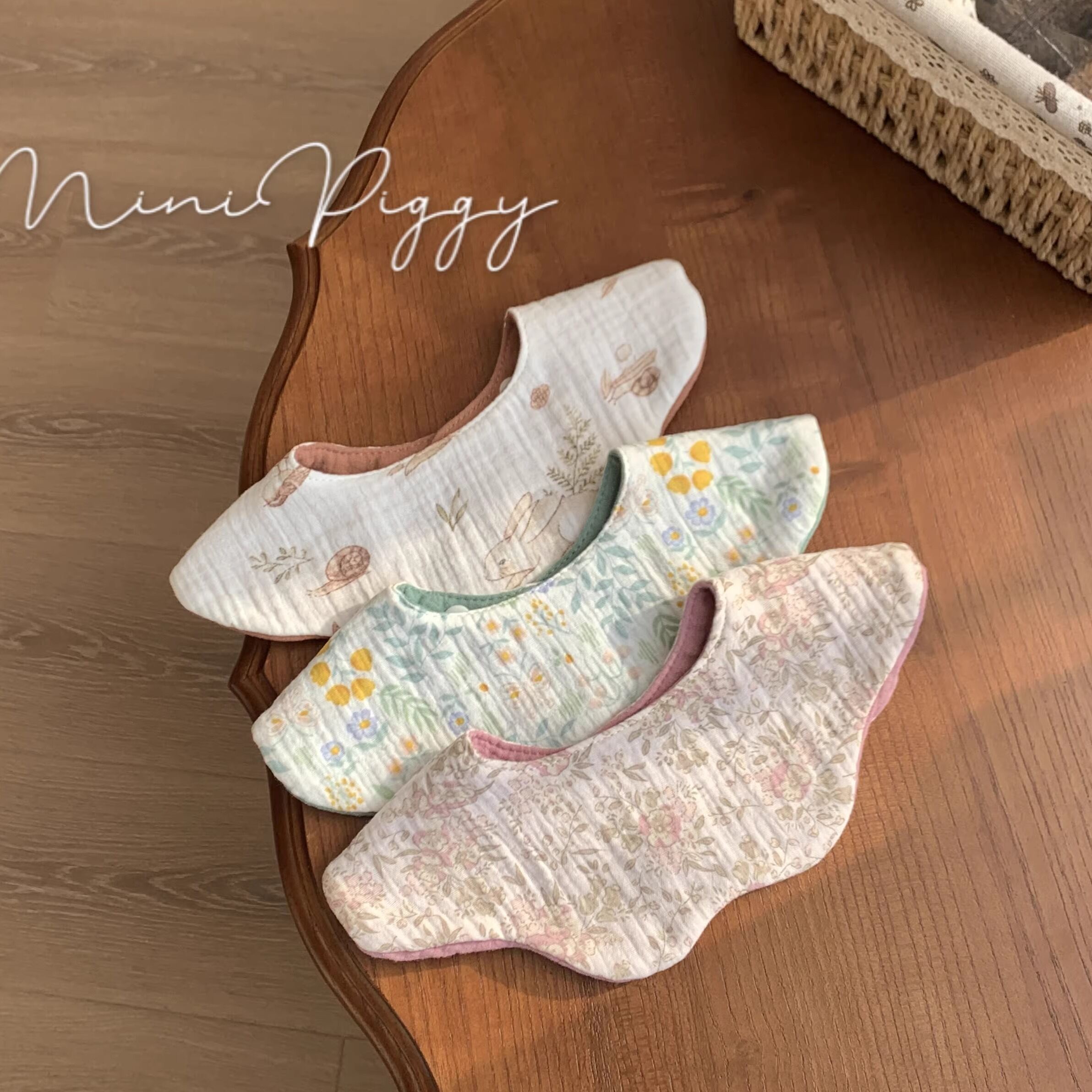 Drool Bib Infant Saliva Catcher