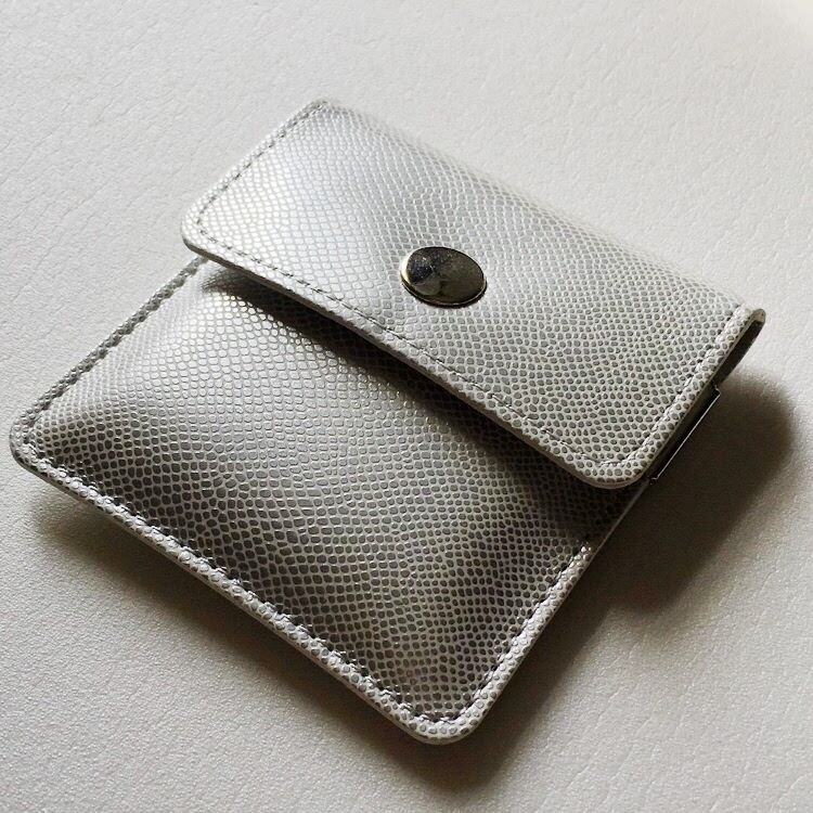 Modern Leather Pocket Ashtray Portable Sealed Smoking Accessory_voghion.com