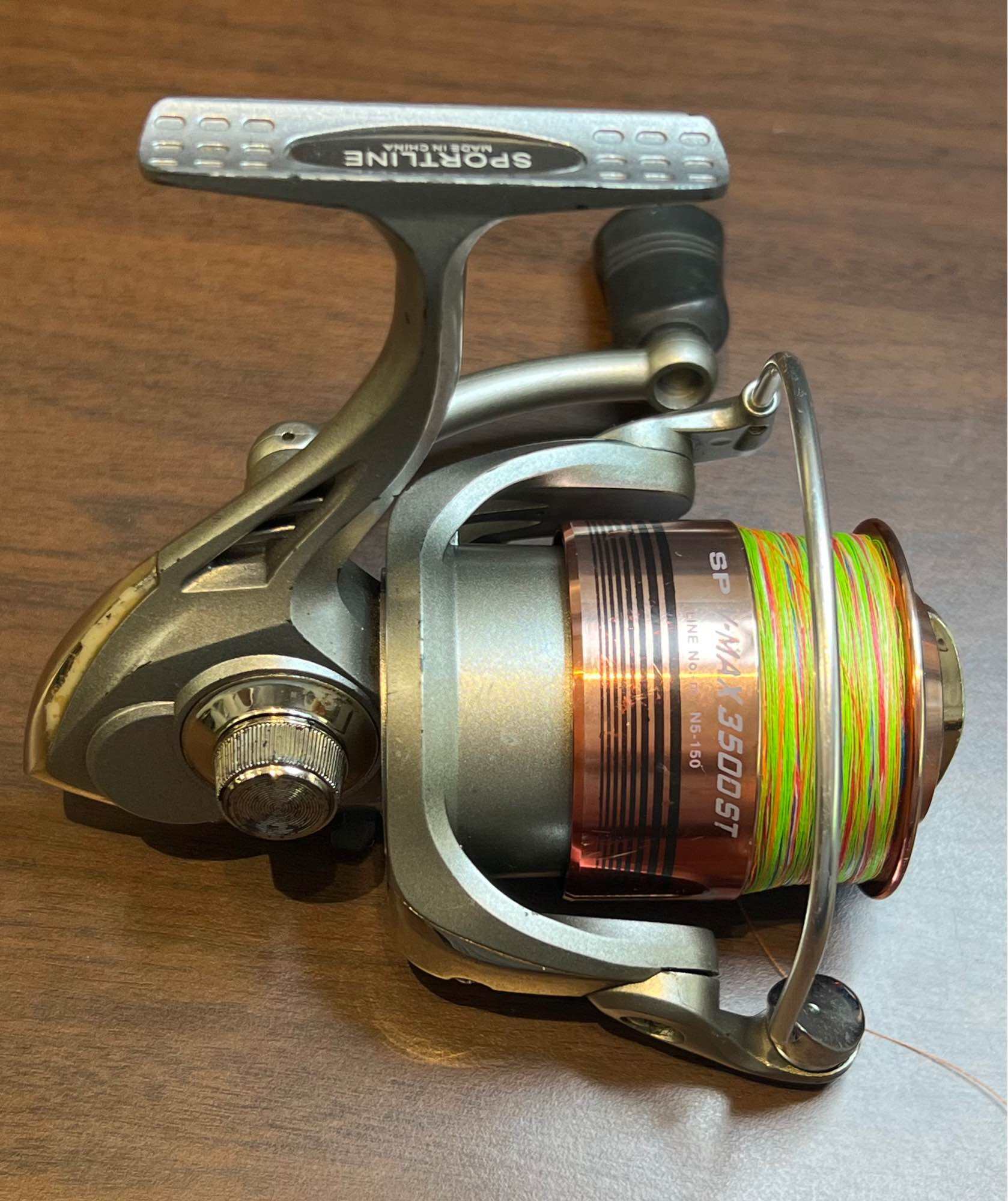 D037) Daiwa Dynamic 2000S Fishing Reel Japan Domestic Market - JDM