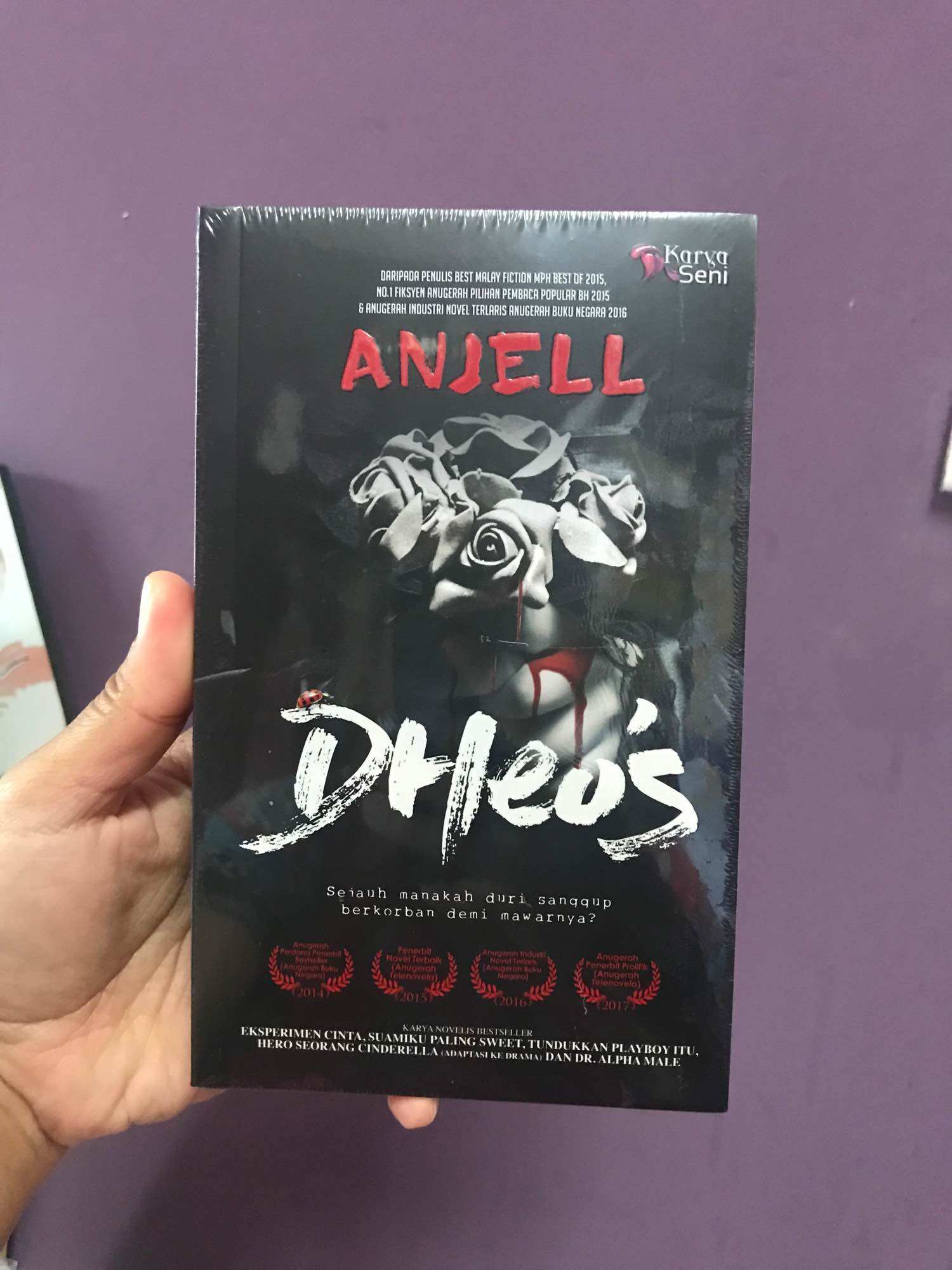 NOVEL MELAYU PRELOVED KONDISI DIA SEMANIS HONEY KARYA DILA