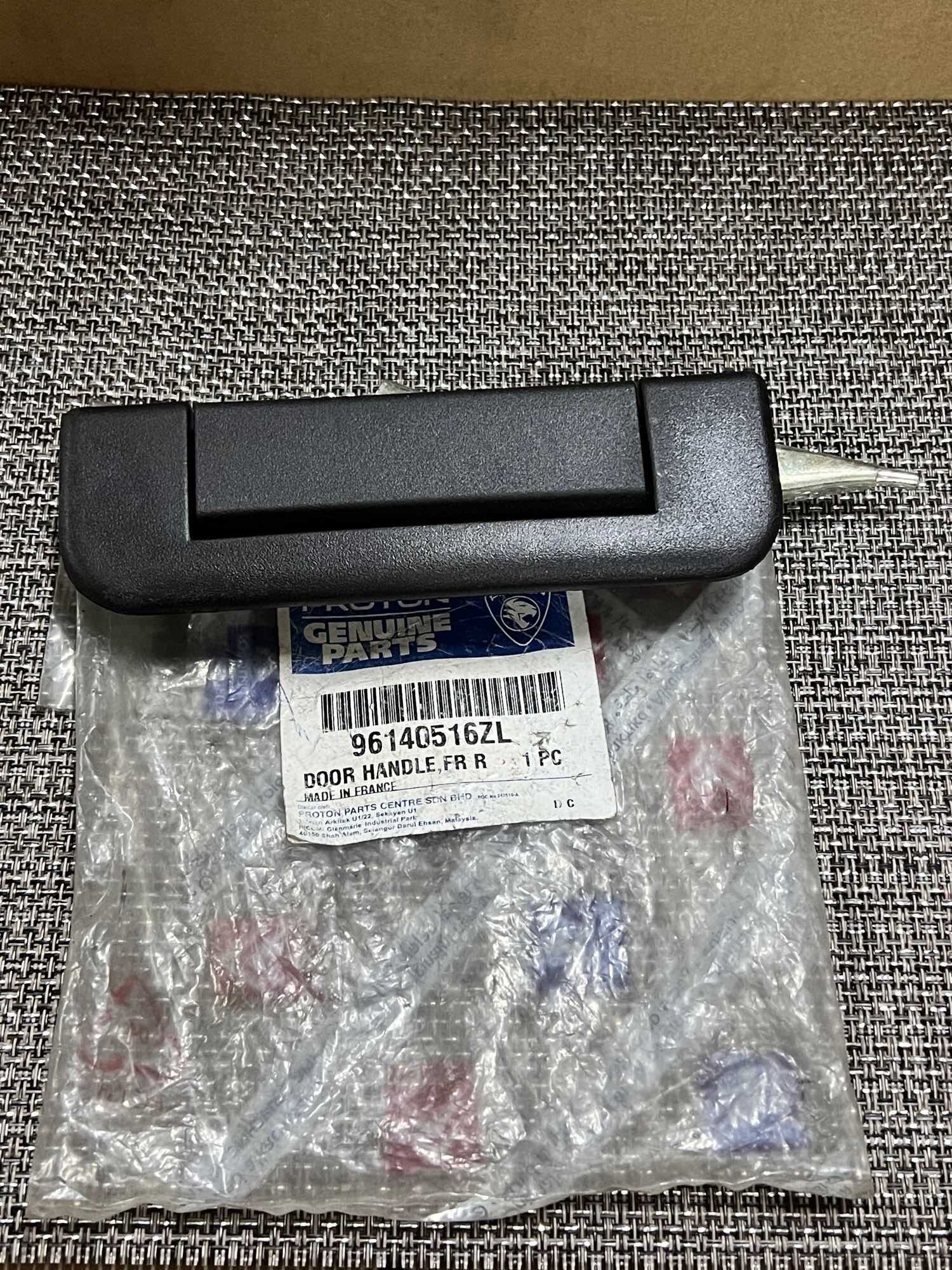 Original Proton Tiara Front Door Handle (RH)-96140516ZL | Lazada