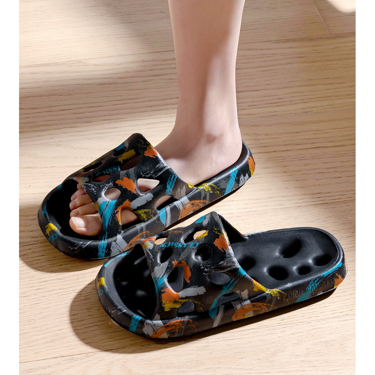 Anti-slip Deodorant Bathroom Slippers For Home And Garden_voghion.com