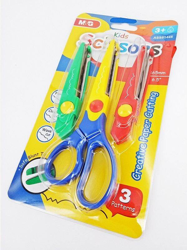 M&G Kids Creative Art Pattern Scissors (3 Cut Patterns)