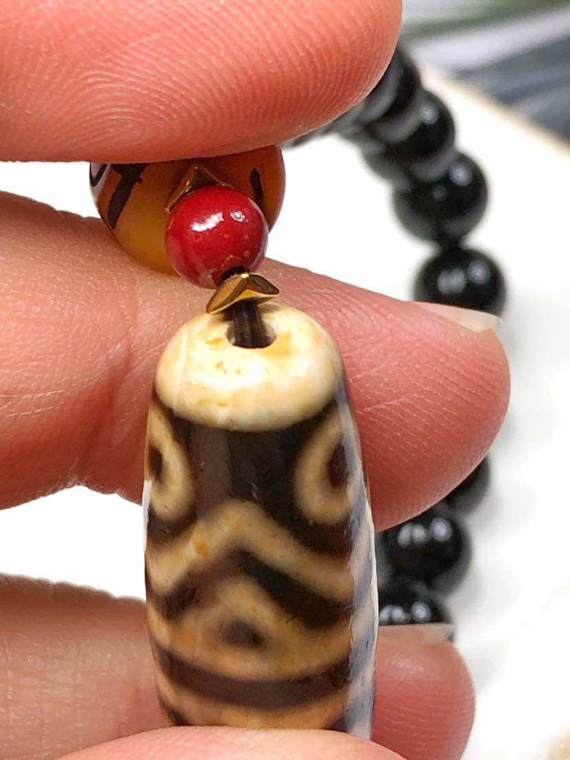 Tibetan Dzi Beads Tiger Tooth Six Eyes Dzi Bead Bracelet 藏传老矿