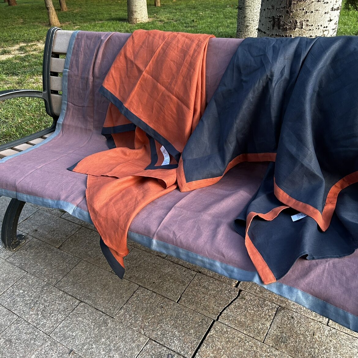 100% Pure Han Mallow Single Bed Sheet Cover Blanket Shoulder Sofa Cover Pure Color Collision Color Tablecloth Breathable Anti-mite Harga  216 Ringgit*Penghantaran Percuma