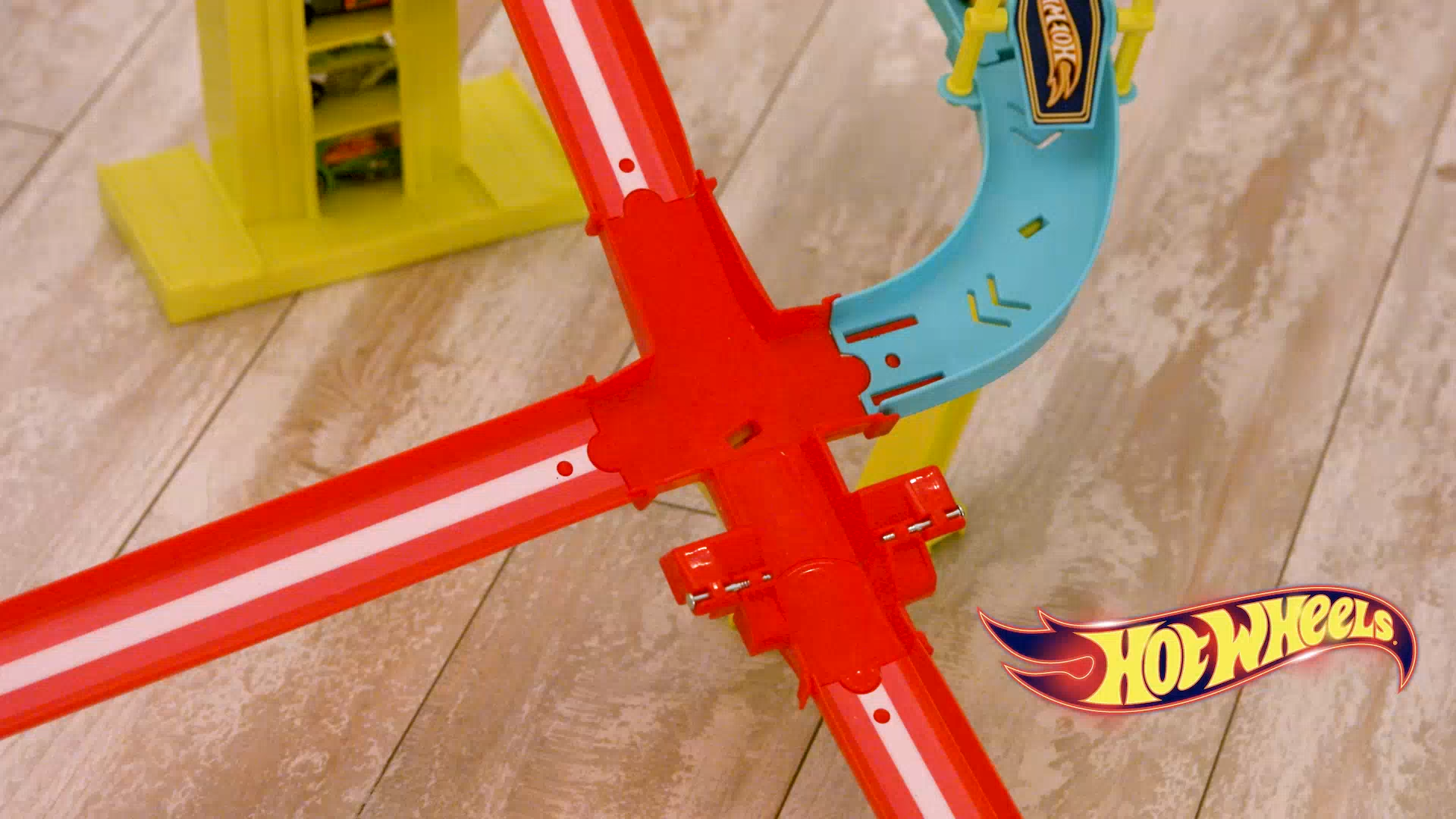 Hotwheels Skyscraper Speed Circuit/ mô hình ô tô | Việt Nam