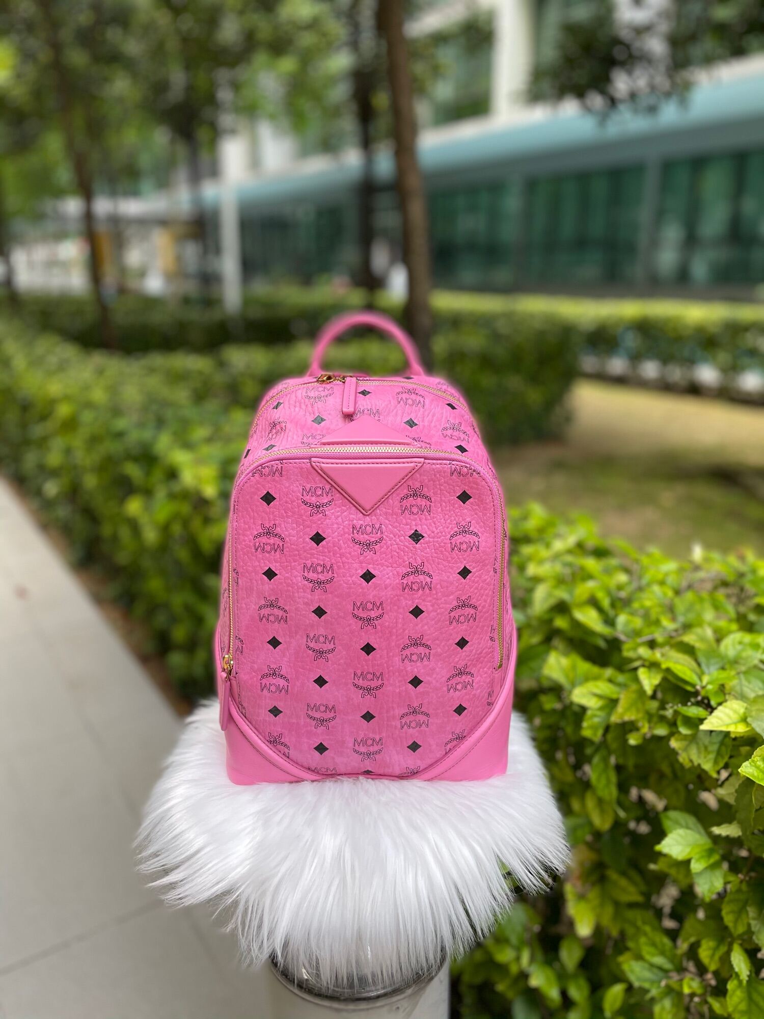 Authentic M C M Small Duke Visetos Backpack In Pink