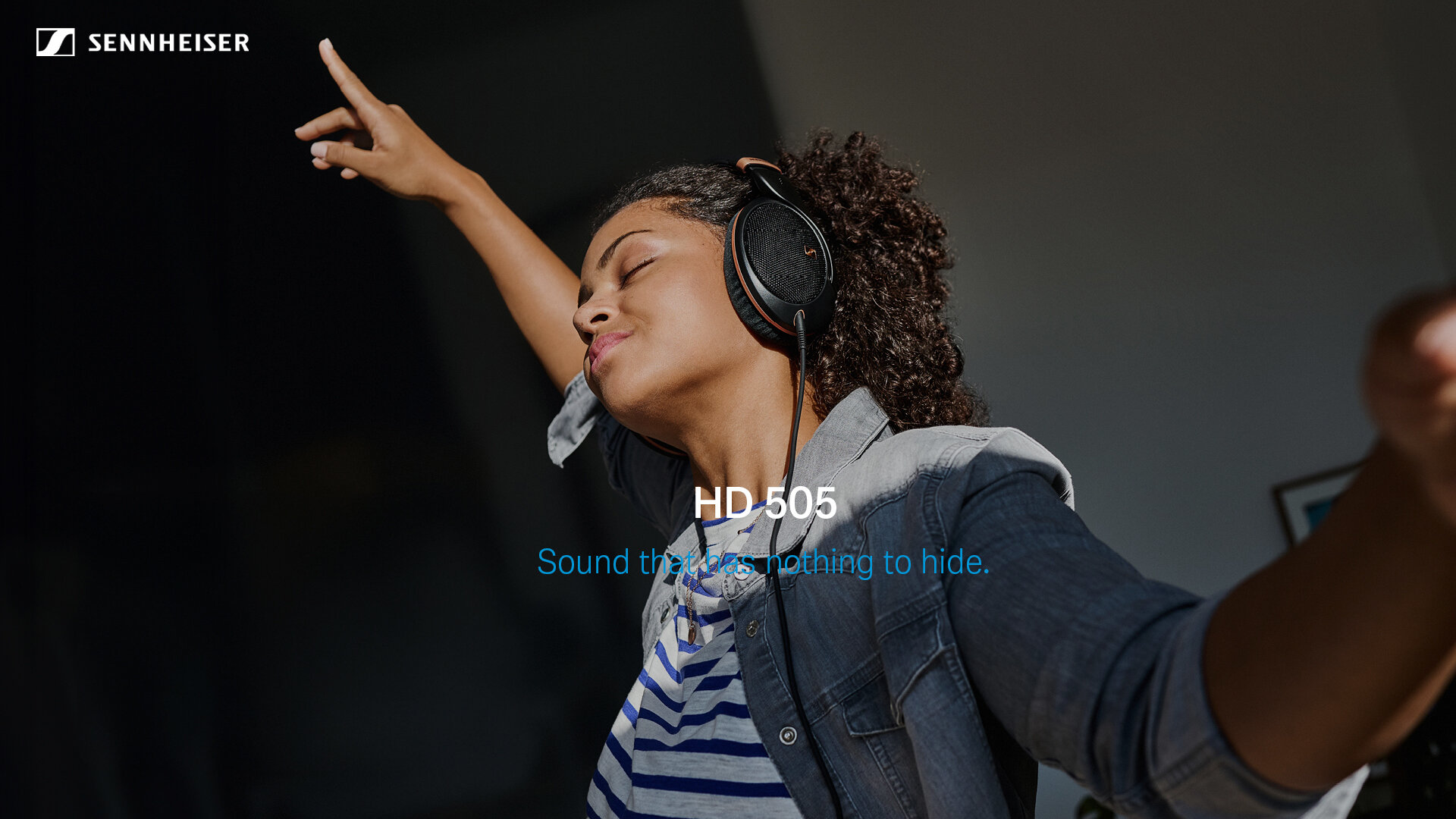 SENNHEISER HD 505 Wired Audiophile Headphones_voghion.com