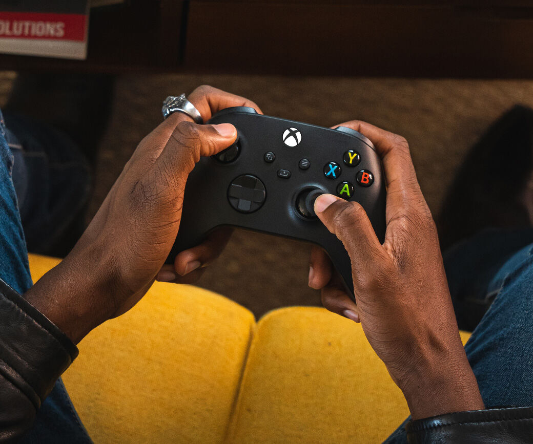 Microsoft Xbox Wireless Controller / Microsoft Xbox Wireless Controller Special Edition. 