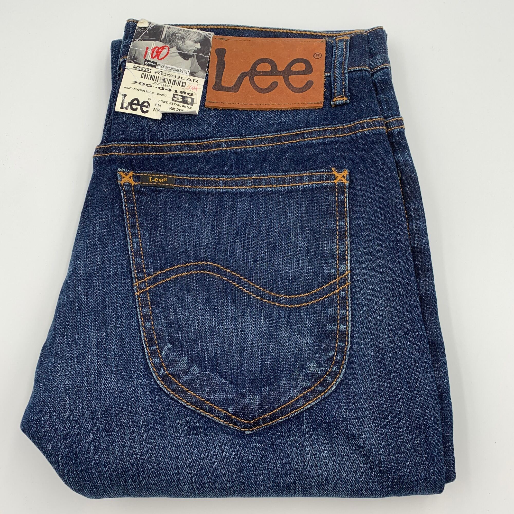 lee jeans one utama