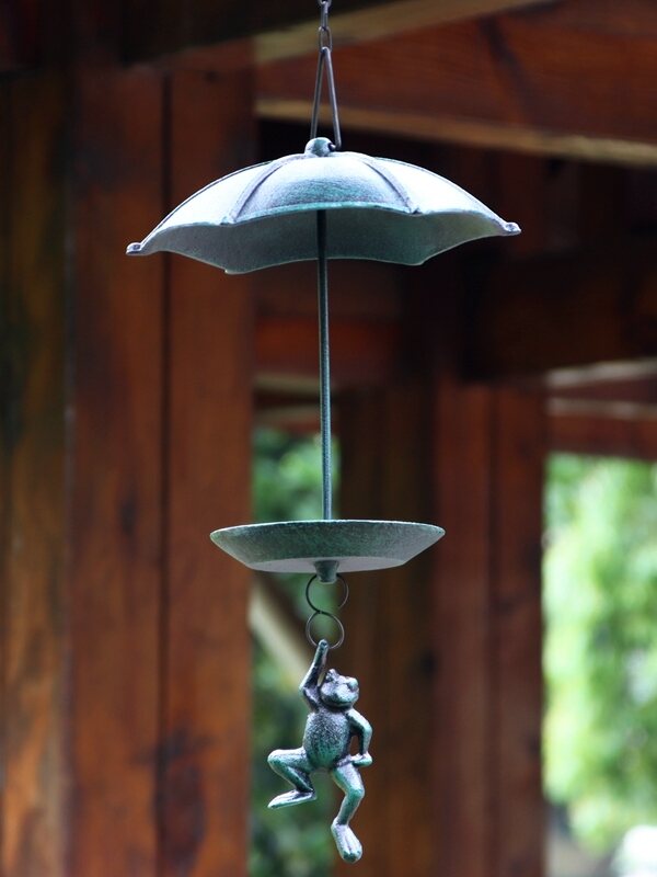 Outdoor Garden Frog Bird Feeder Hanging Dish Cast Iron Vintage Style Bird Feeding Water Tray Hanging Disk for Pets Supplies Harga  95 Ringgit*Penghantaran Percuma