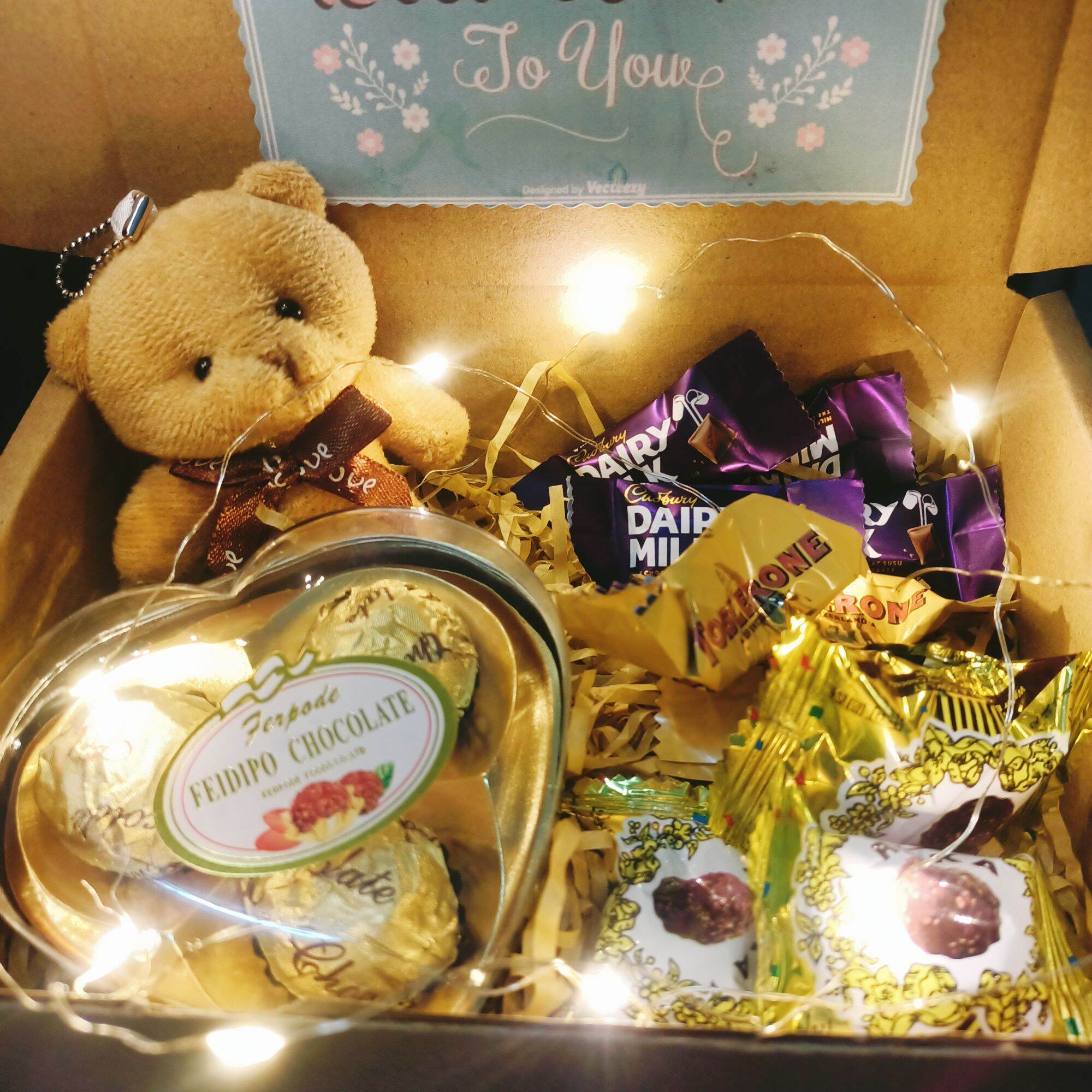 SURPRISE GIFT BOX CHOCOLATE Birthday Gift💝 Anniversary Gift🍰Couple Gift🌺Boyfriend Gift🐞Girlfriend Gift☘️Present🍊Valentines Day Gift