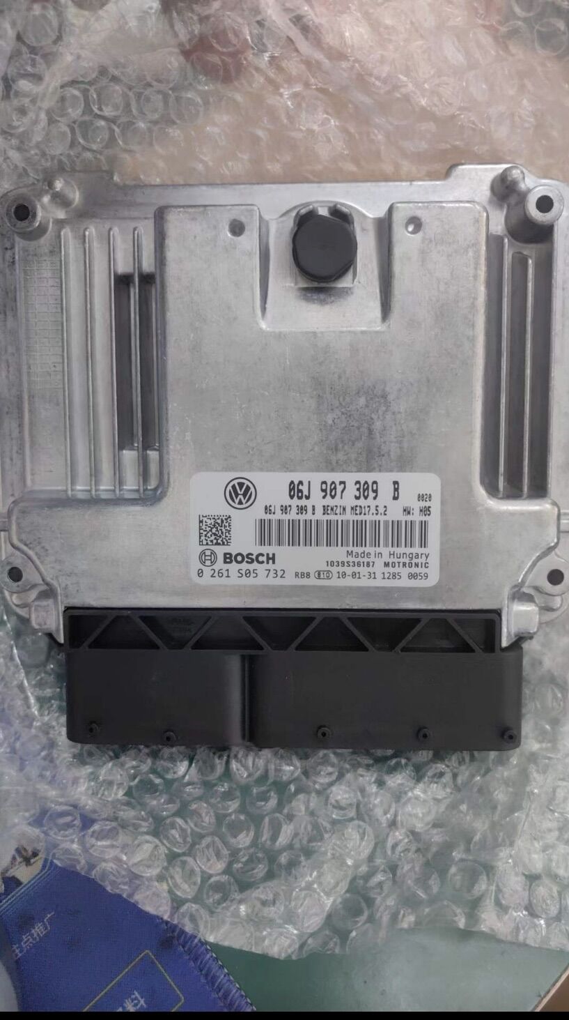 パサート エンジン コンピュータ ボード ゴルフ トゥアン ECU マゴタン 
