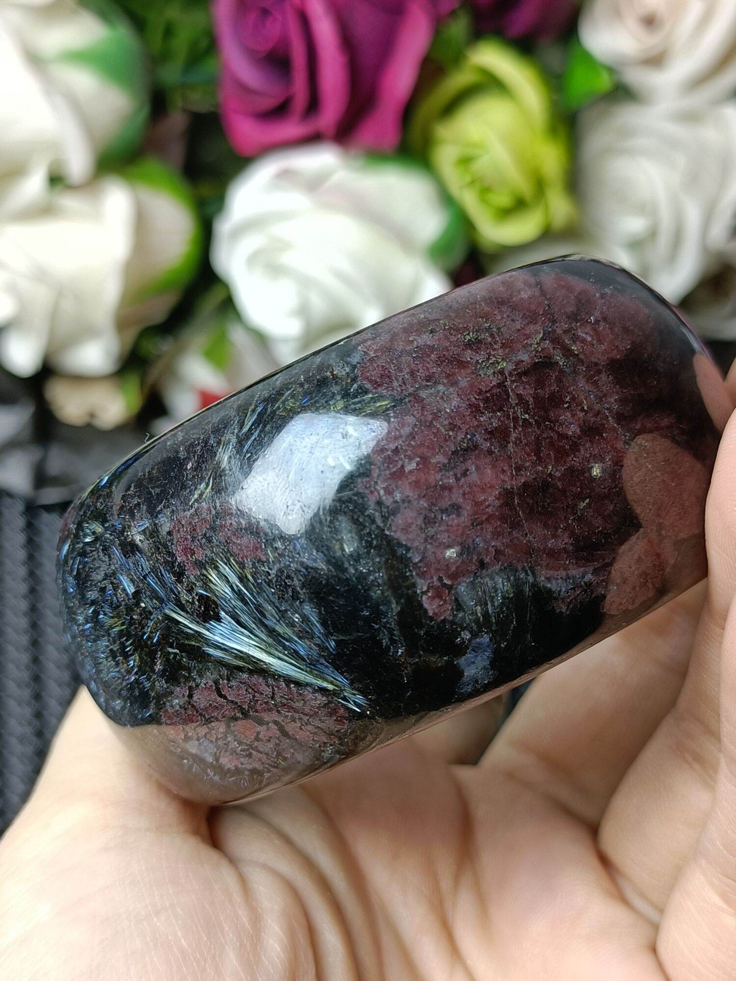 天然石 蛇紋岩 6cmくらい 13 18 アクアリウム 台座含みます 埼玉県寄居産 庭石 水石 盆栽 盆石 約1 2ｋｇ 観賞用 バーゲンで 埼玉県寄居産