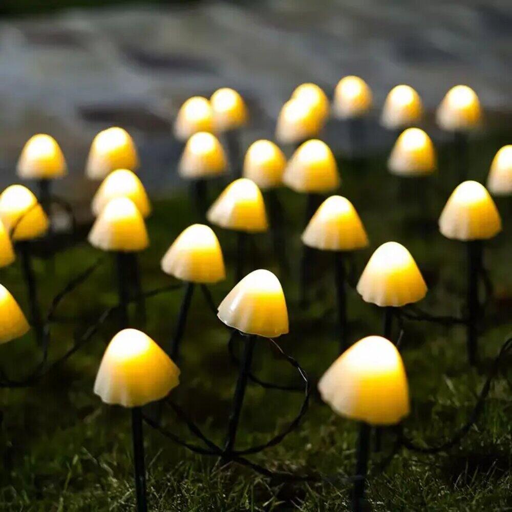 Solar Mushroom Lights Outdoor Garden Decoration Waterproof 8 Modes Christmas Night Lights For Garden Pathway Lawn Landscap Decor