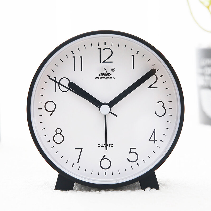 Non-silent Clock with Tick Sound Minimalist