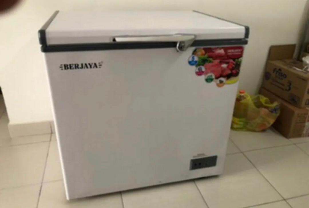 berjaya freezer 230l